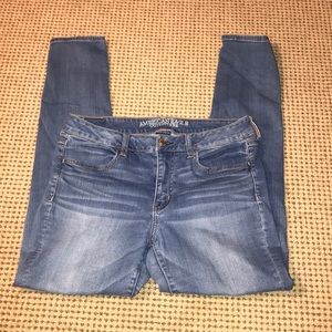 American Eagle super stretch skinny jean